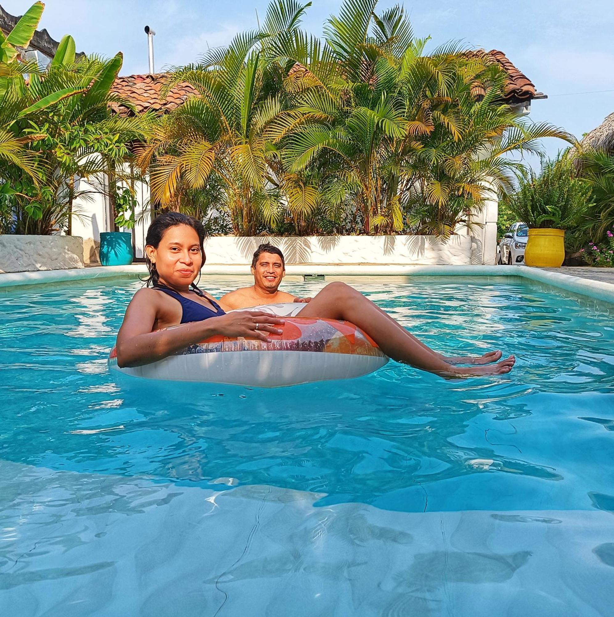 Cabanas Puesta Del Sol ลาส เปนีตาส ภายนอก รูปภาพ
