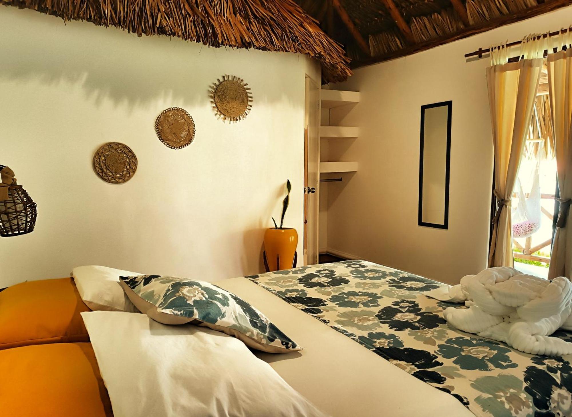 Cabanas Puesta Del Sol ลาส เปนีตาส ภายนอก รูปภาพ
