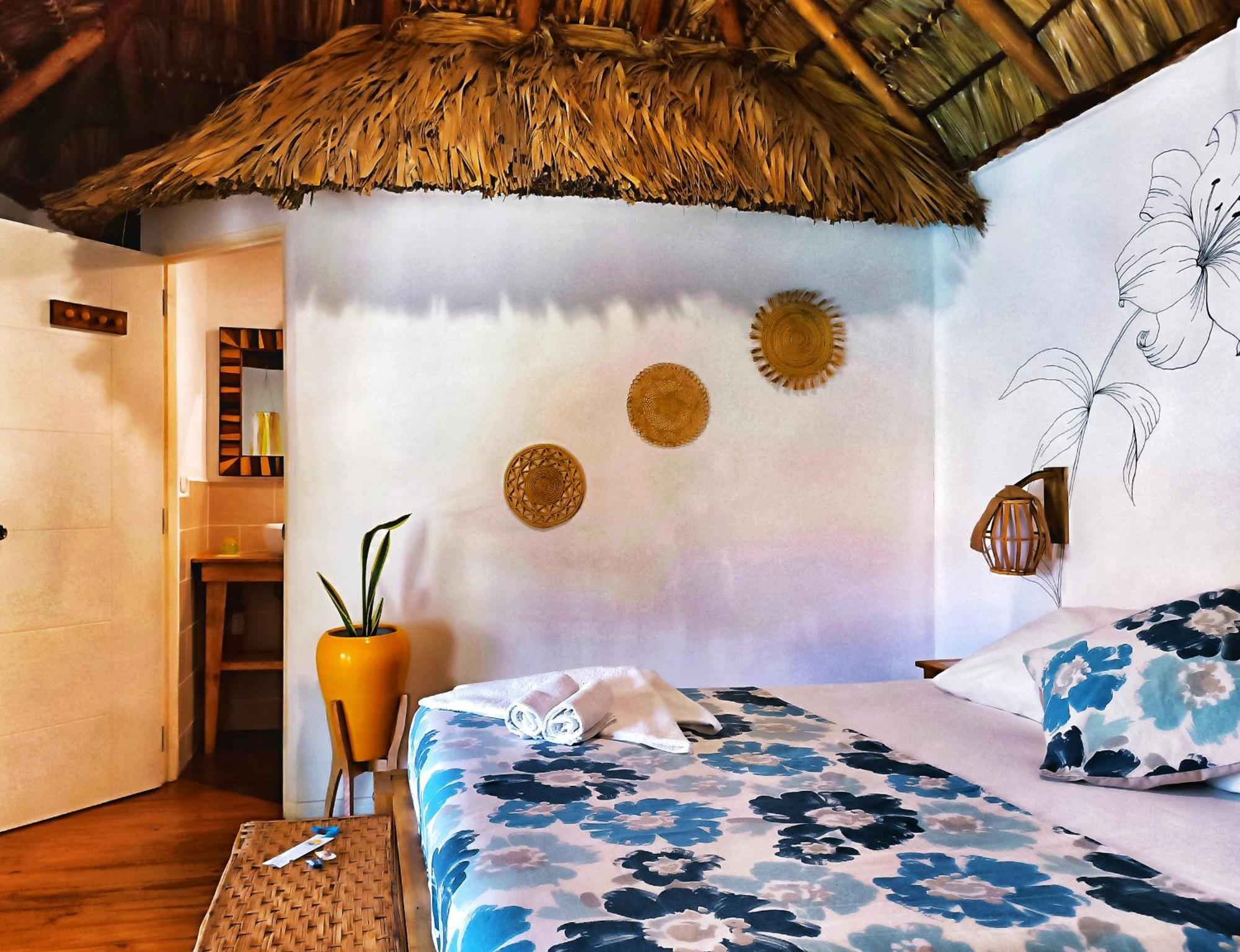 Cabanas Puesta Del Sol ลาส เปนีตาส ภายนอก รูปภาพ