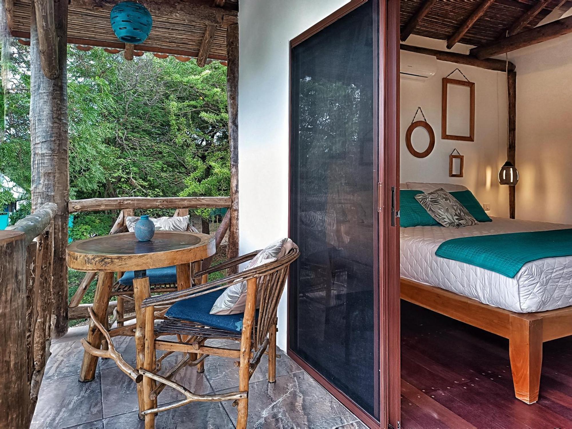 Cabanas Puesta Del Sol ลาส เปนีตาส ภายนอก รูปภาพ